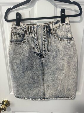Vintage Women's Acid Wash Denim Mini Skirt - Gray lace up
